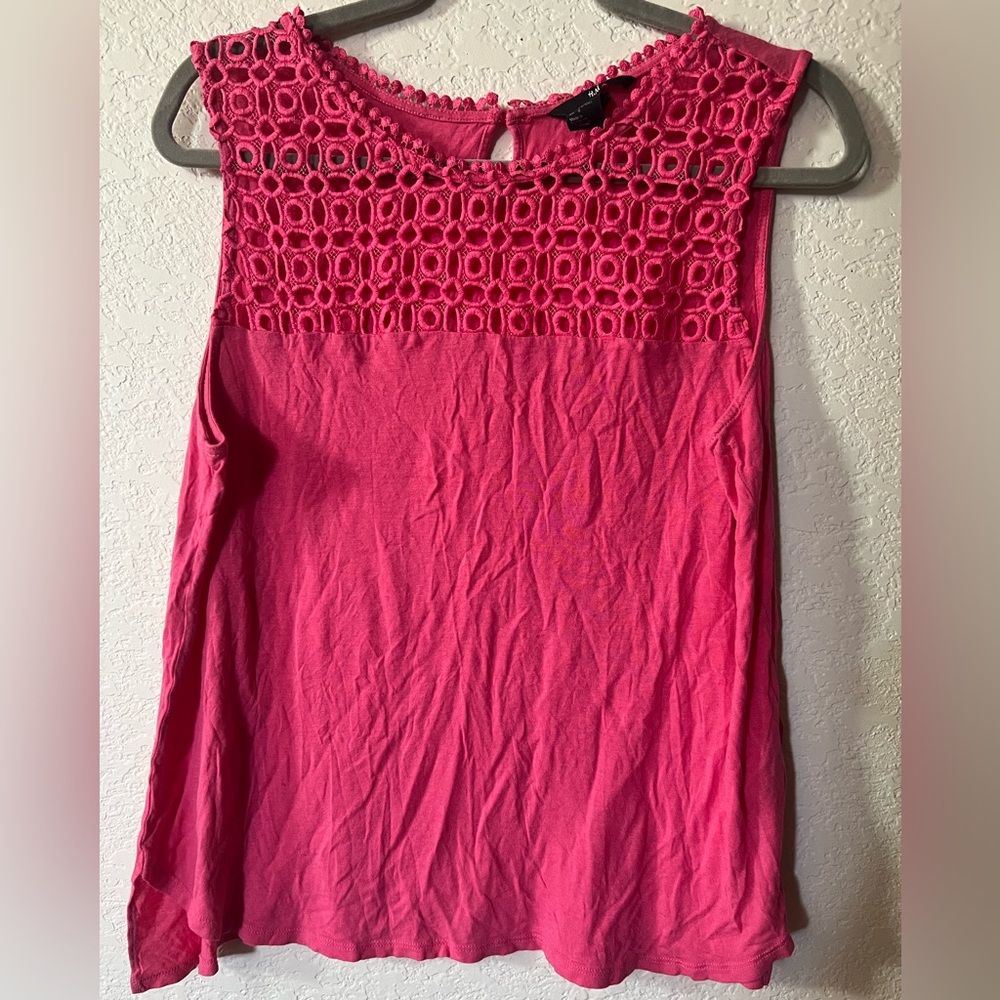 H&M Preloved Barbie Pink Sleeveless Top Size Large